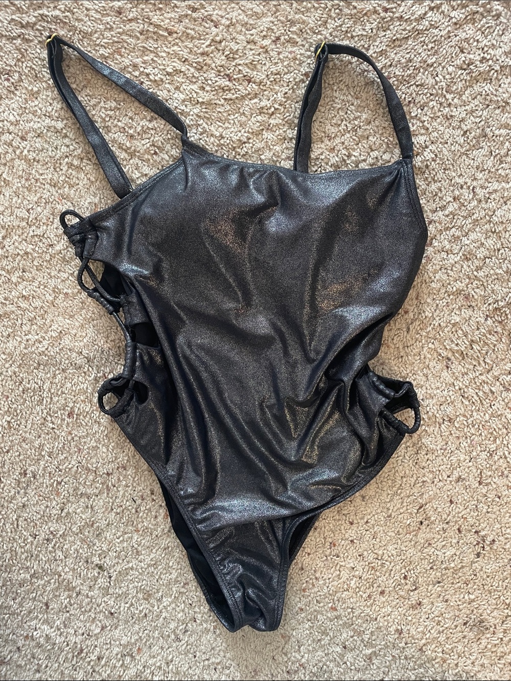 NEVER WORN NWOT one piece shiny bikini